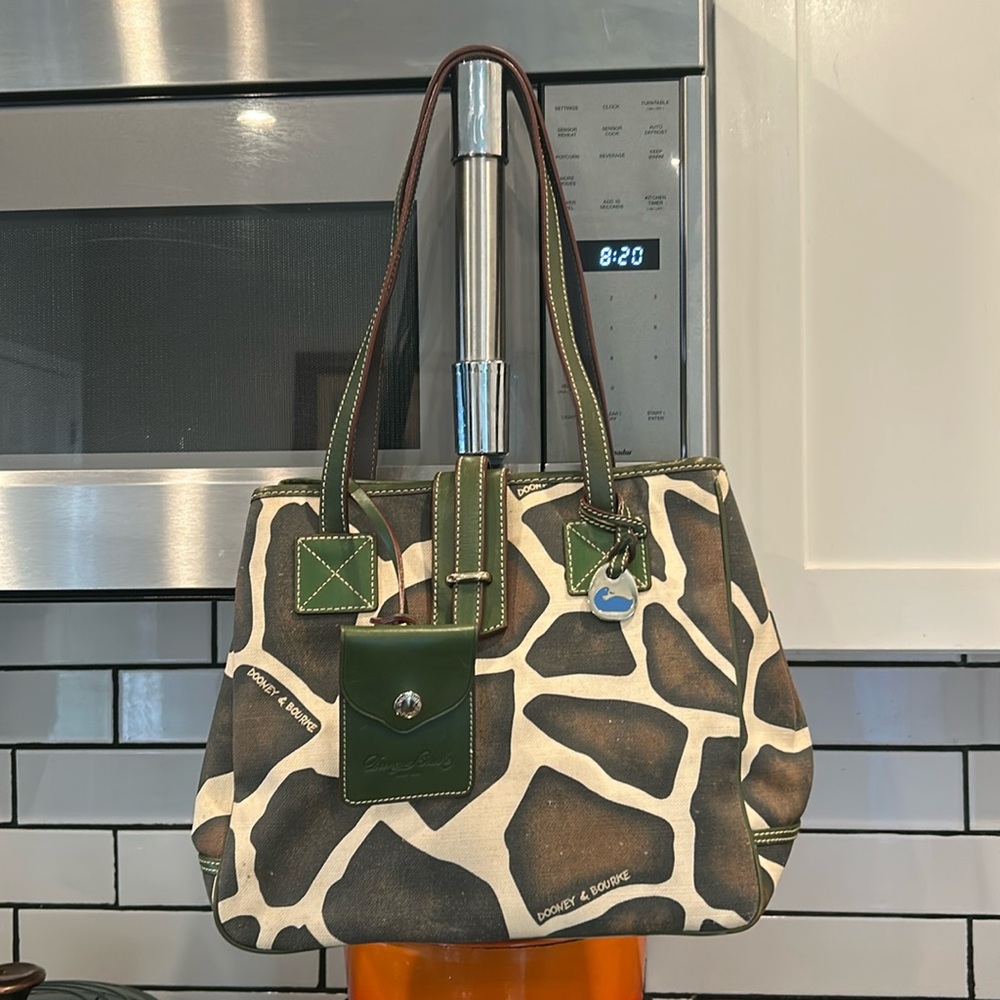 DOONEY & BOURKE Large Serengeti Giraffe Canvas Leather Latch Closure Tote Bag